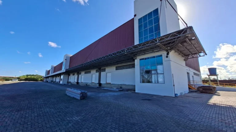 Centro logístico em Camaçari (BA) com monitoramento por câmeras e inteligência artificial da Atix Sentinela