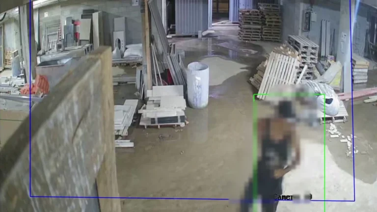 Invasão em obra detectada pela inteligência artificial: invasor marcado pela câmera de monitoramento